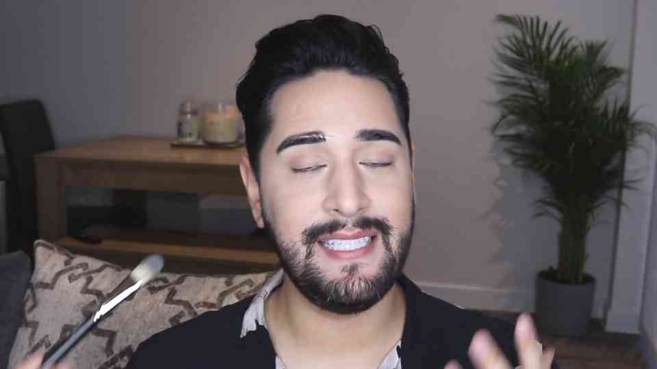 Makeup mistakes you may be making