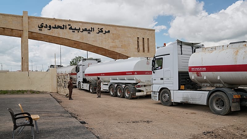 Iraqi tankers bypass Hormuz, stream into Syria via Rabia Gate