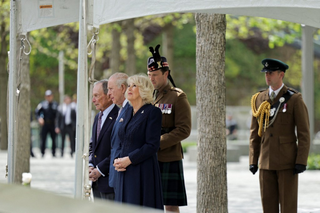 What did Charles and Camilla write in their handwritten note at the 9/ ...