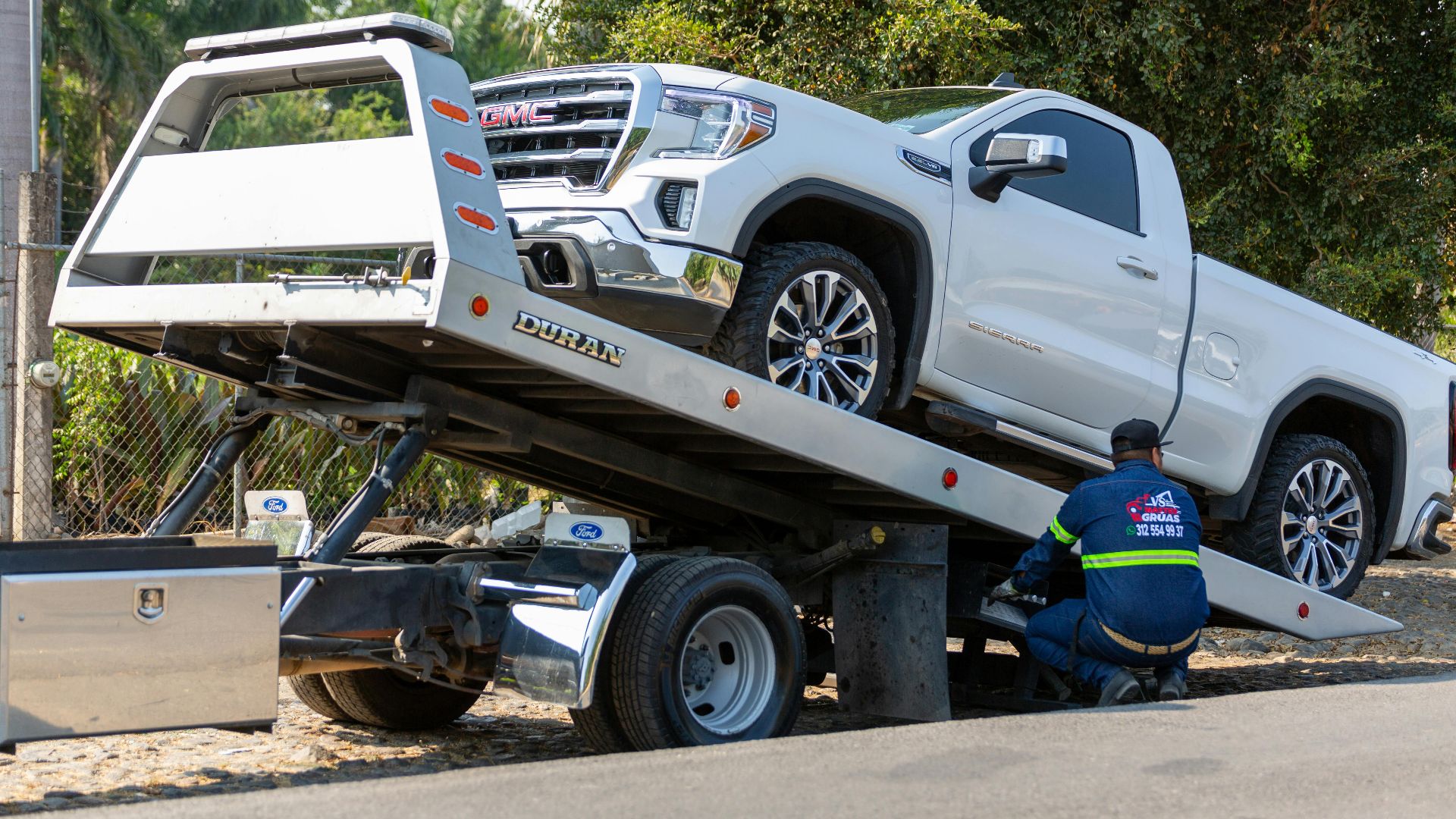 My truck was repossessed while I was parked at work, but I had no idea ...