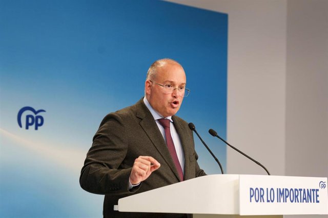 El PP se lanza contra la portavoz del PSOE por insultar a los andaluces ...