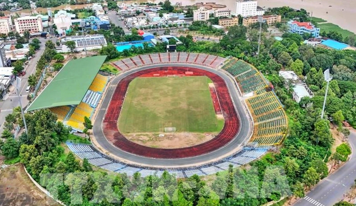 Đội đua, VĐV quay lưng với hình thức đua xe sân tròn