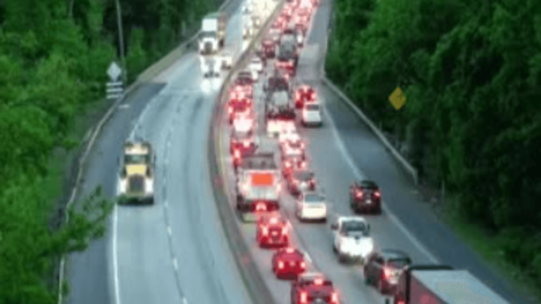 Multi-car crash causes gas spill on I-83 near Bass Pro Shops in ...