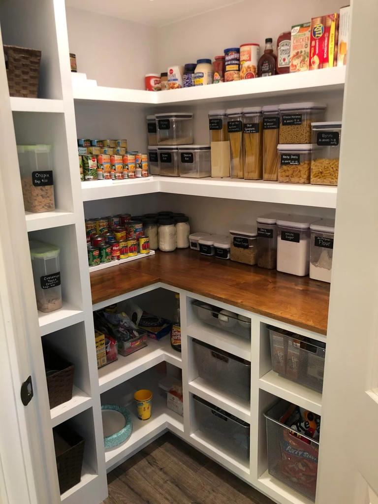 22 frugal money-saving hacks that people say actually work