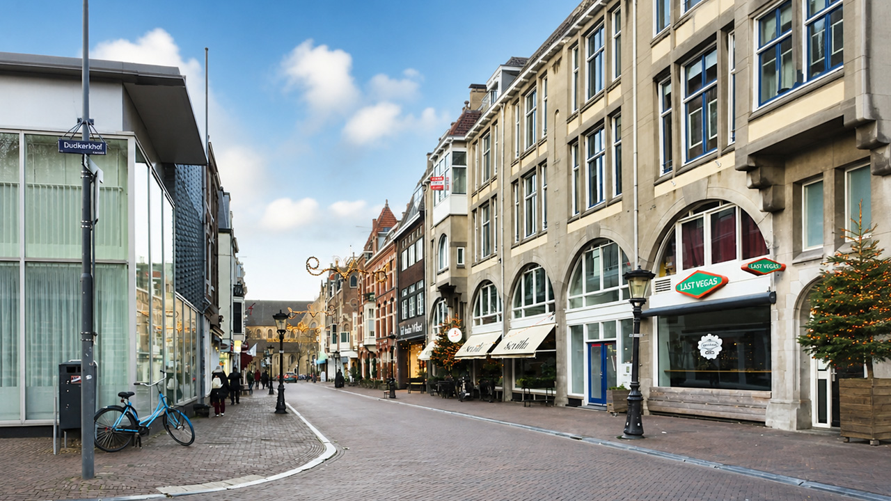 Balade dans les rues calmes d’Utrecht et son ambiance paisible