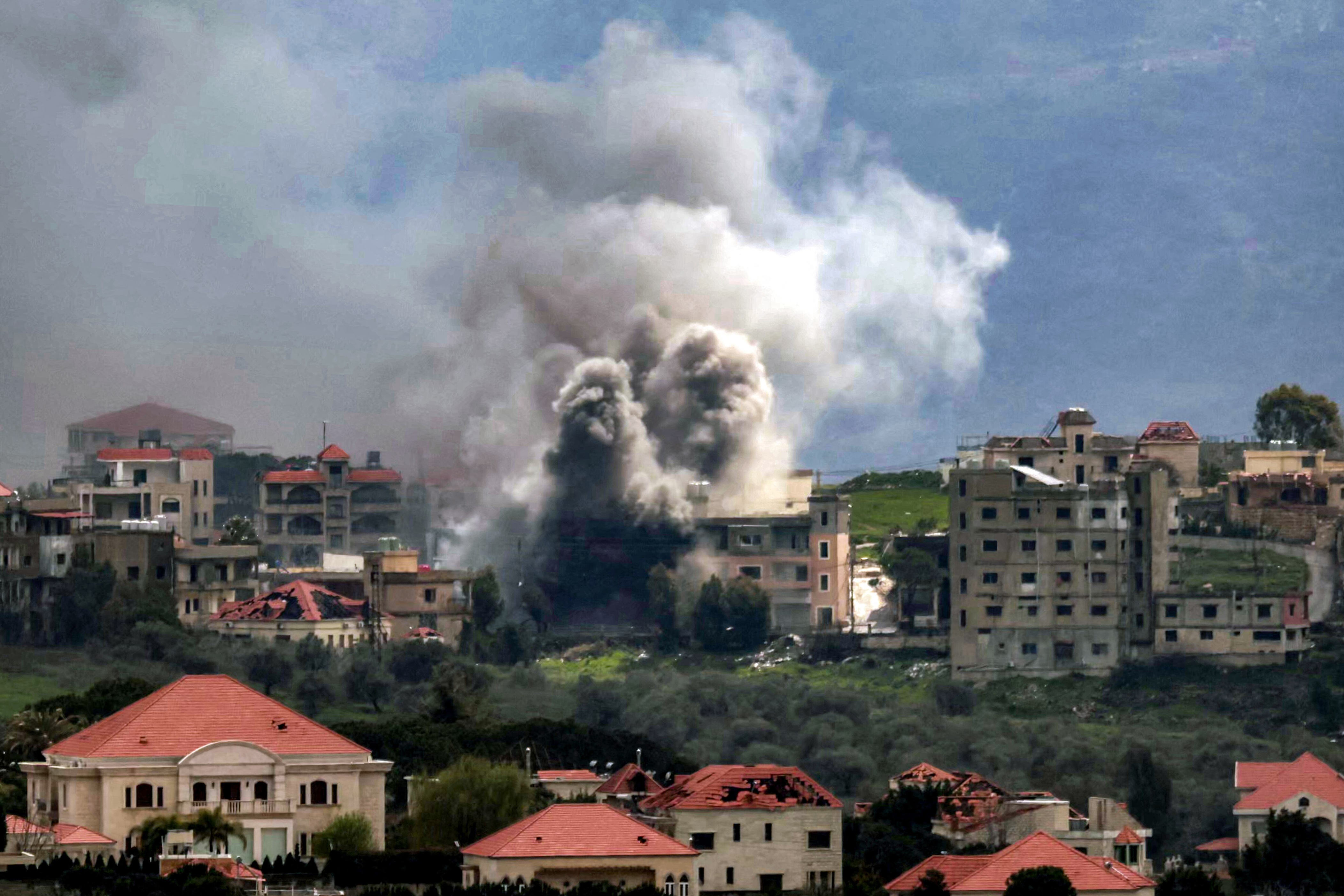 Au Sud-Liban, Israël arrache méthodiquement vies et mémoire