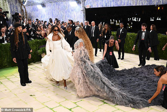 Beyonce is praised by fans for being 'so polite and sweet with her staff'  at the Met Gala