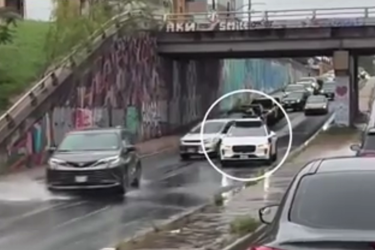 Waymo robotaxi in puddle gaffe just months before its London launch