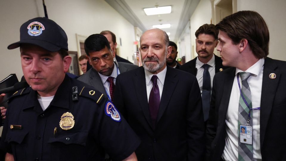2026-05-06T144426Z_1770228724_RC2Q3LAERP2E_RTRMADP_3_USA-TRUMP-EPSTEIN-LUTNICK.jpg