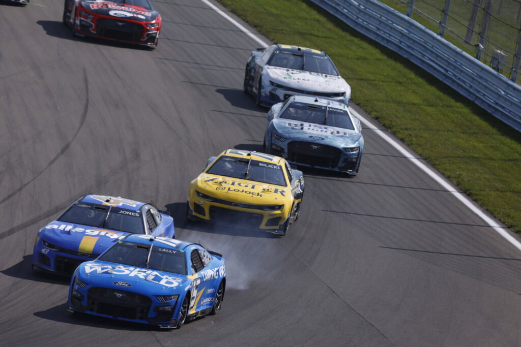 Sponsorship setback forces DGM No. 92 driver change at WGI