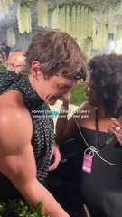 Connor Storrie and Charli XCX’s smoke break at the 2026 Met Gala