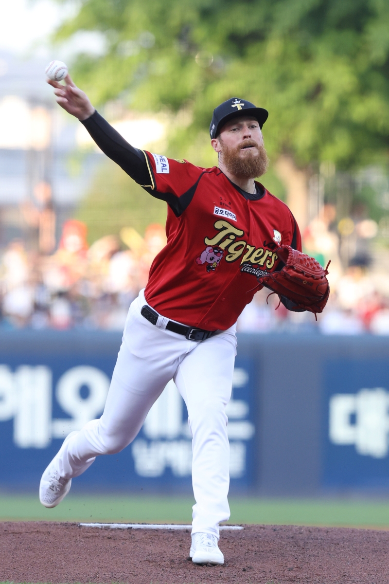 'ERA 0.81 위력 어디 갔나'…KIA 외인 투수 또 무너졌다, 한화 상대 5실점→2G 연속 패전 [광주 현장]