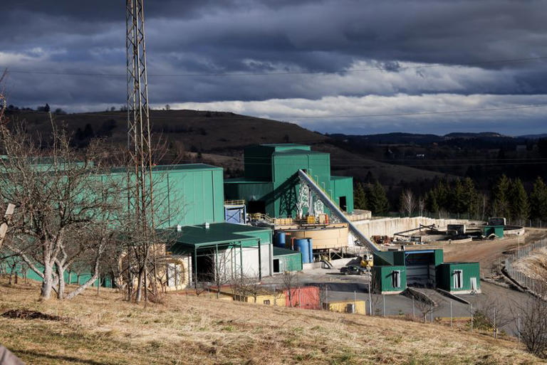Bosnian town seeks answers after hundreds test positive for lead in ...