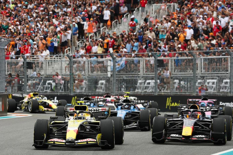 Max Verstappen, Red Bull Racing, Liam Lawson, Racing Bulls
