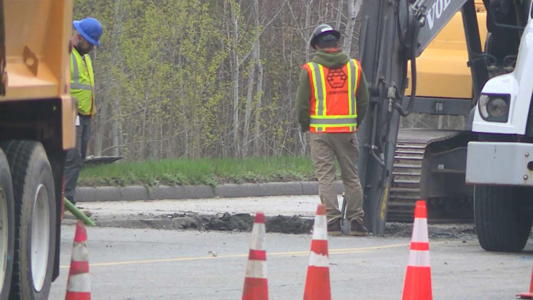 'Substantial' water main break impacts traffic, businesses in Lewiston