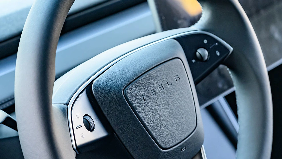 Pressing a car's power button at speed triggers safety protocols