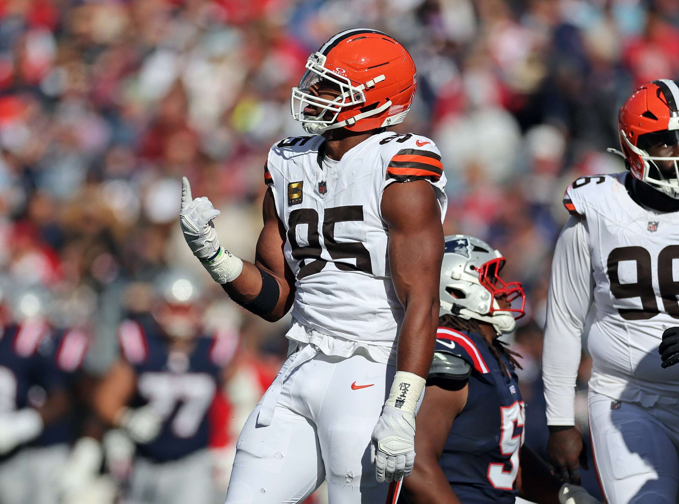 Who are the NFL’s highest-paid edge rushers for the 2026 season?