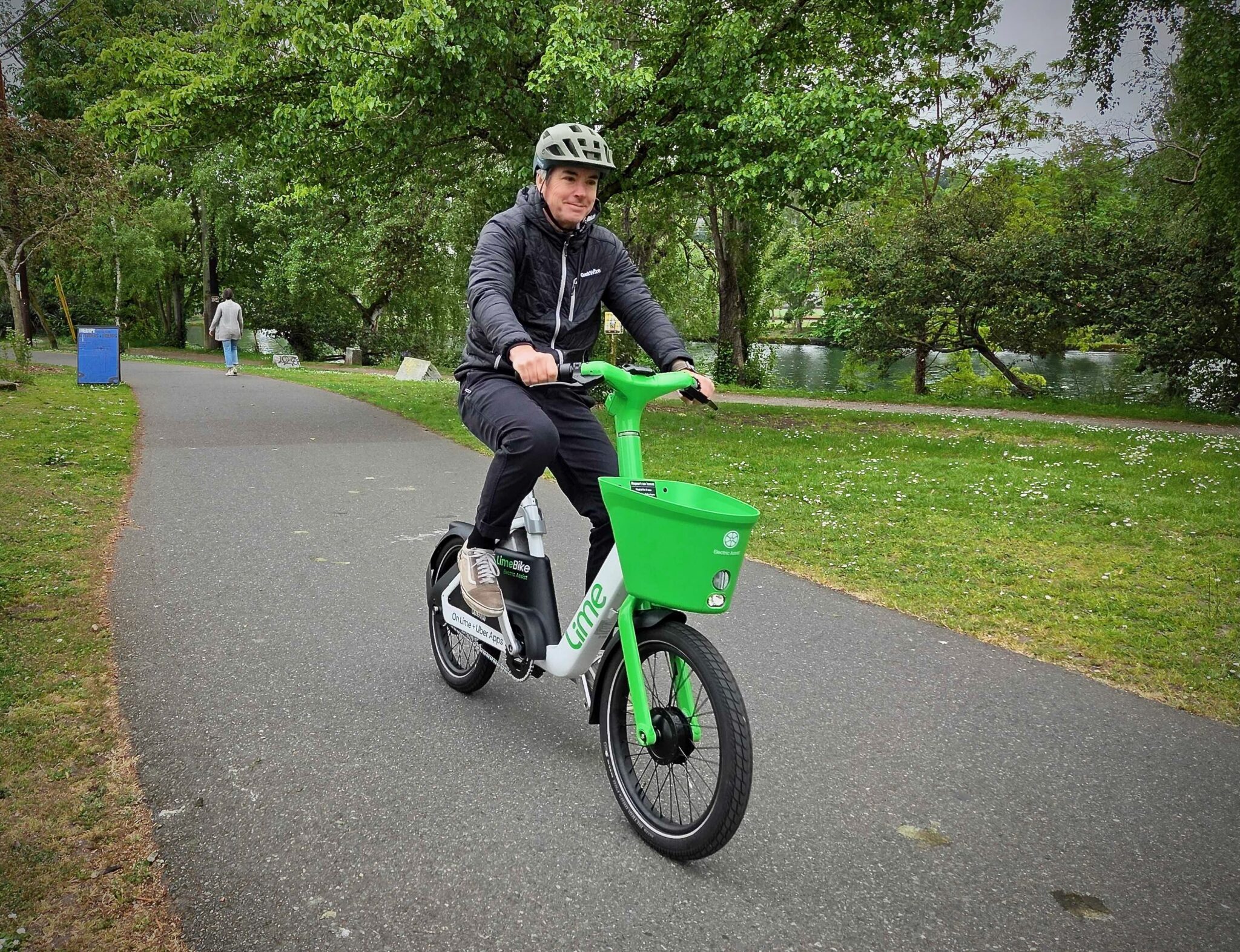 GeekWire test ride: Lime’s new bike packs a zippy punch into a compact ...