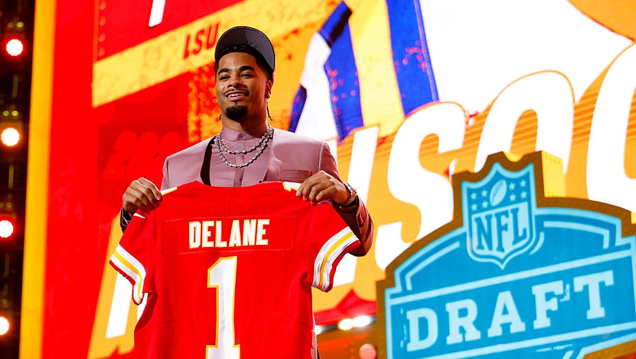 NFL rookies threaten veteran roles after 2026 draft shake-up