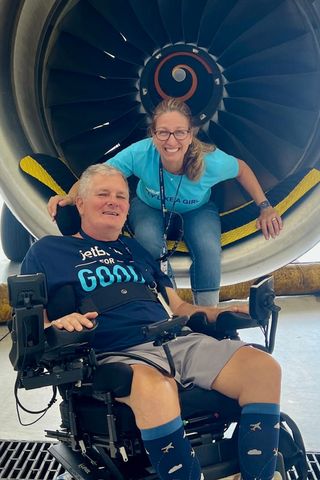 JetBlue pilot paralyzed on family beach vacation refuses to give up: 'I ...
