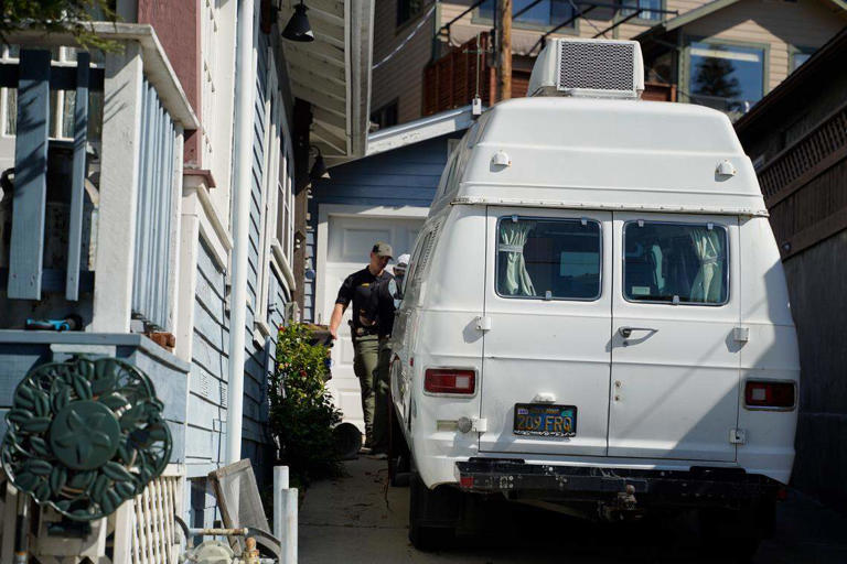 Kristin Smart podcaster watches search at Flores home. ‘Today was a big ...