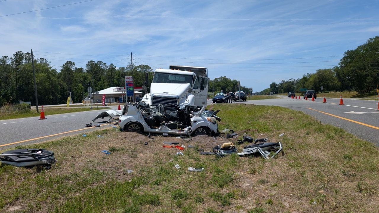 Fatal crash claims life of Crystal River man in collision with tractor ...