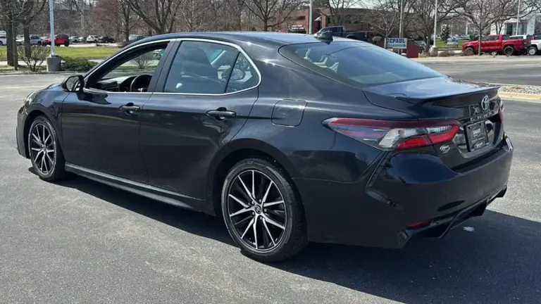 Wisconsin driver racks up 223,000 miles over 3 years in leased 2023 ...