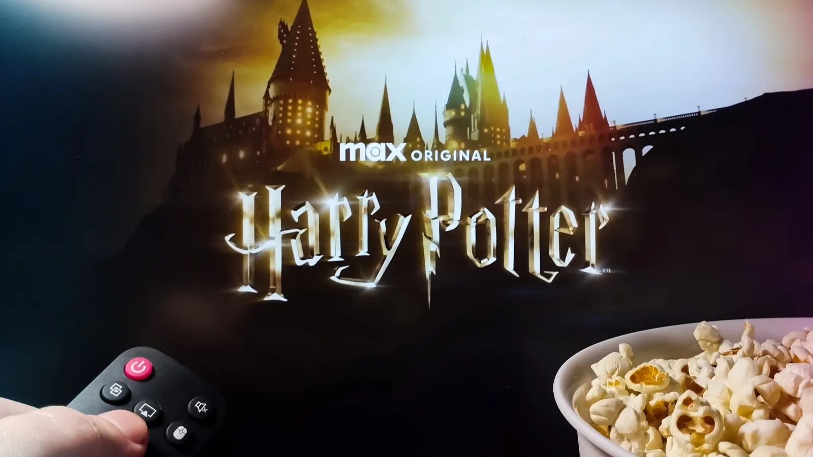 Cinnabon brings a swirl of magic to Butterbeer season with limited ...