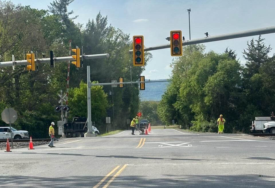 VDOT installs new traffic signal at intersection of Route 340, Route ...
