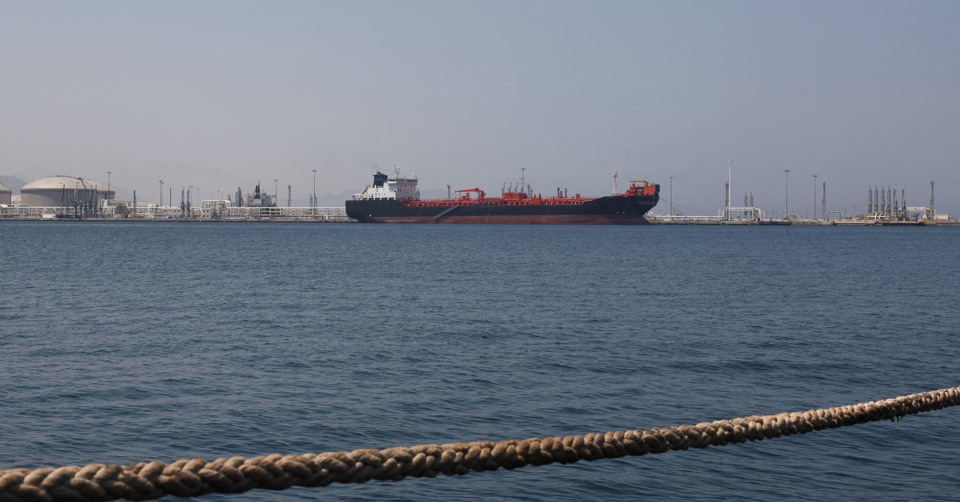 Oil prices edge lower as US waits for Iran response to deal proposal