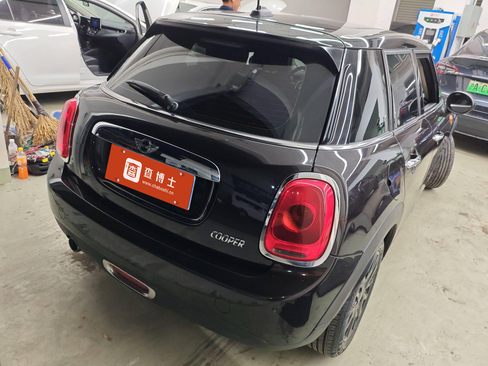 MINI MINI 2015款 1.5T COOPER Fun 五门版实拍图