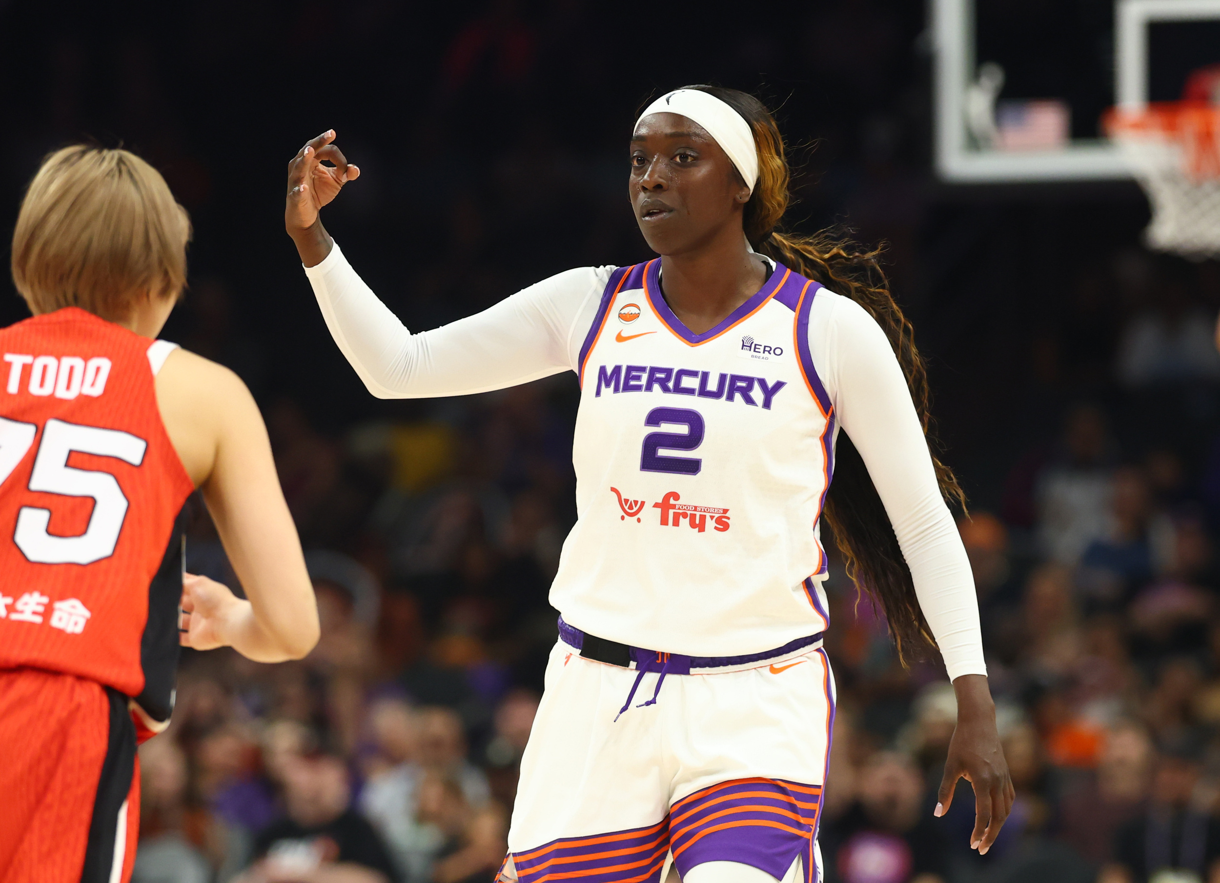 How Kahleah Copper’s 'easy choice' to re-sign with Phoenix came down to ...