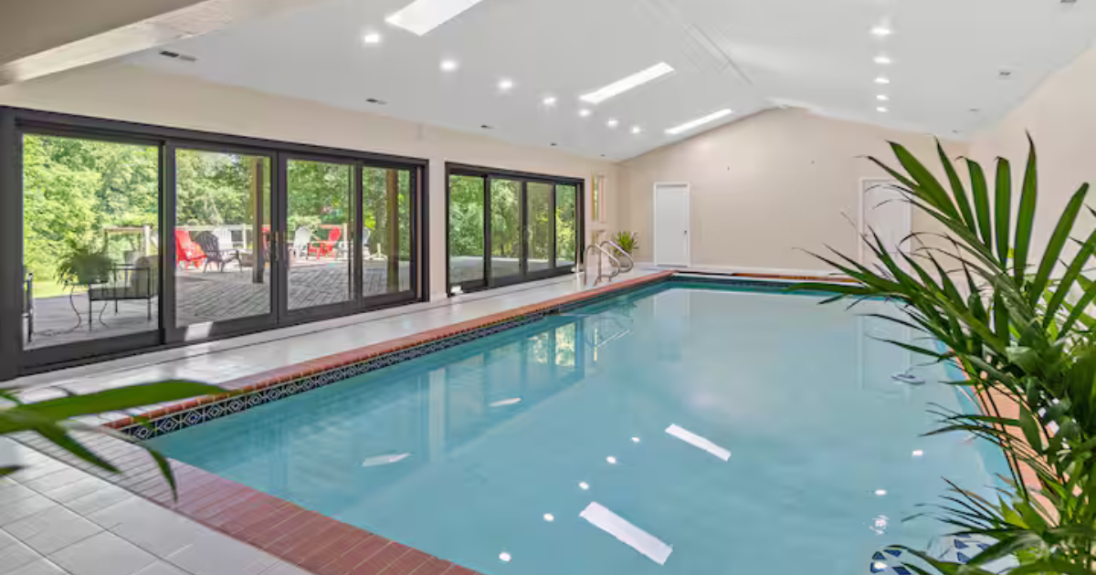 3 dreamy Indiana Airbnbs with pools and waterfront views