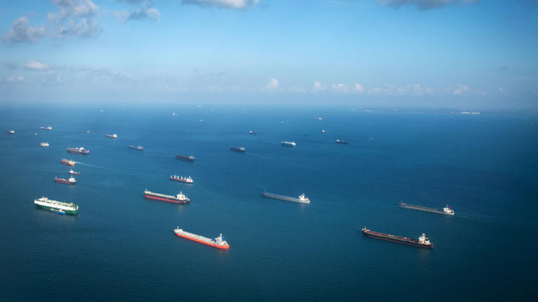How fast do container ships travel? A look at their top speed