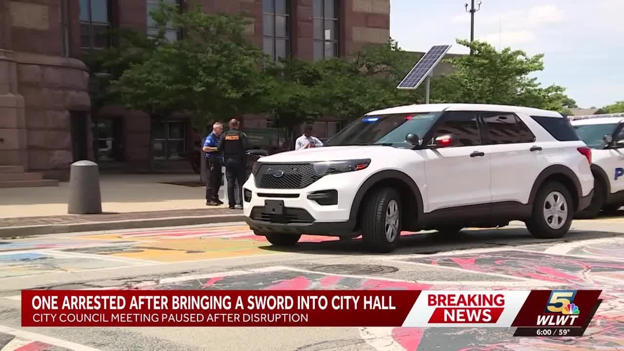 Woman arrested after bringing sword hidden in cane to Cincinnati City Hall