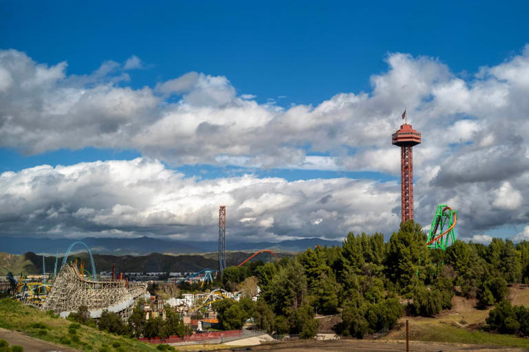 SoCal’s Six Flags Magic Mountain shutters popular children’s rides in ...