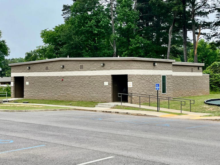 Jefferson County opening storm shelters in anticipation of severe weather
