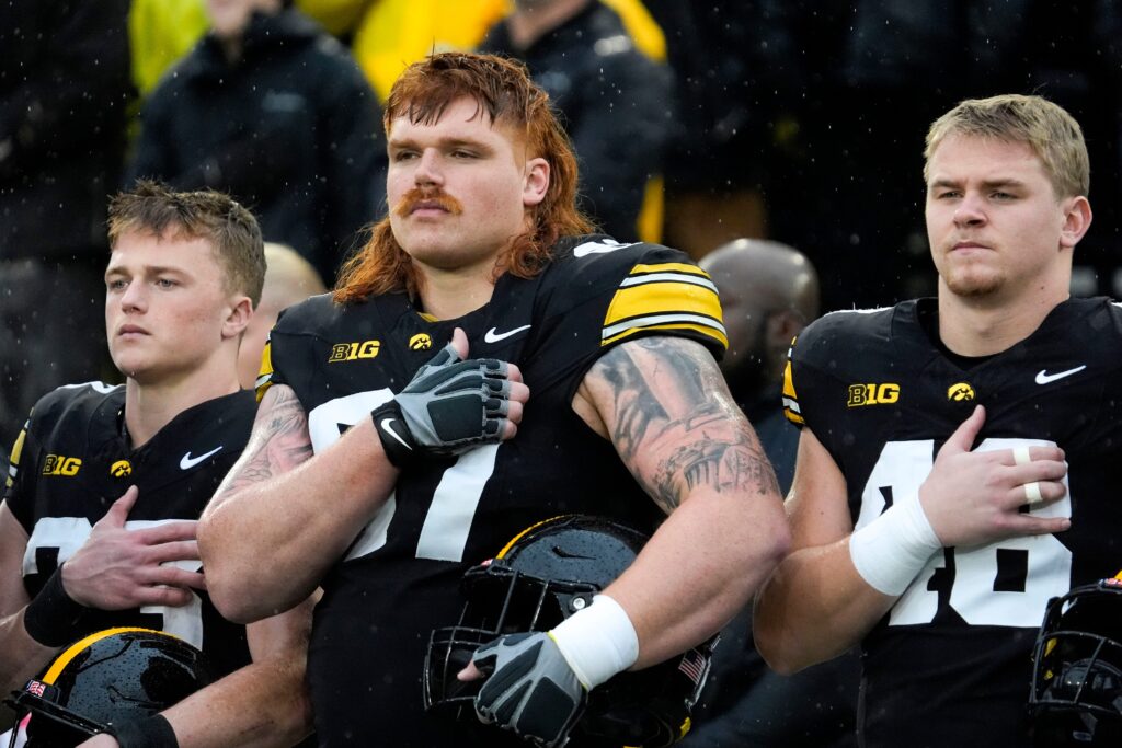 Pittsburgh Steelers rookie OL Gennings Dunker has a massive game day ...