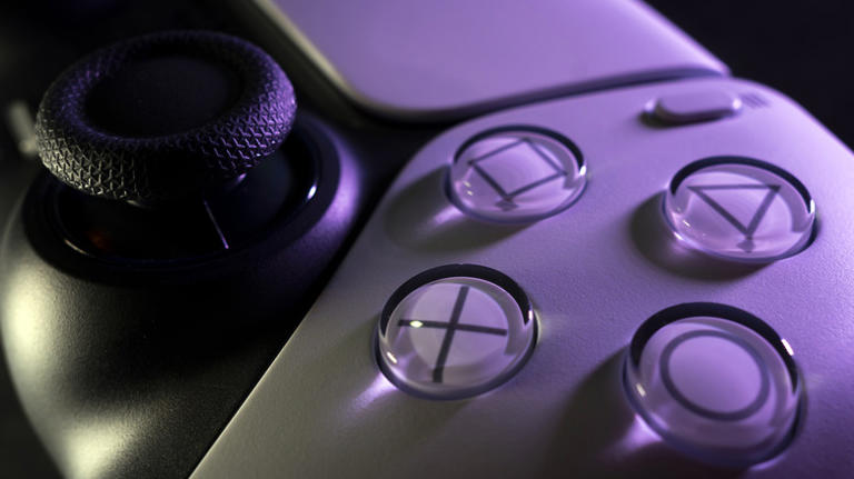 4 cool things you didn't know your PlayStation 5 controller could do