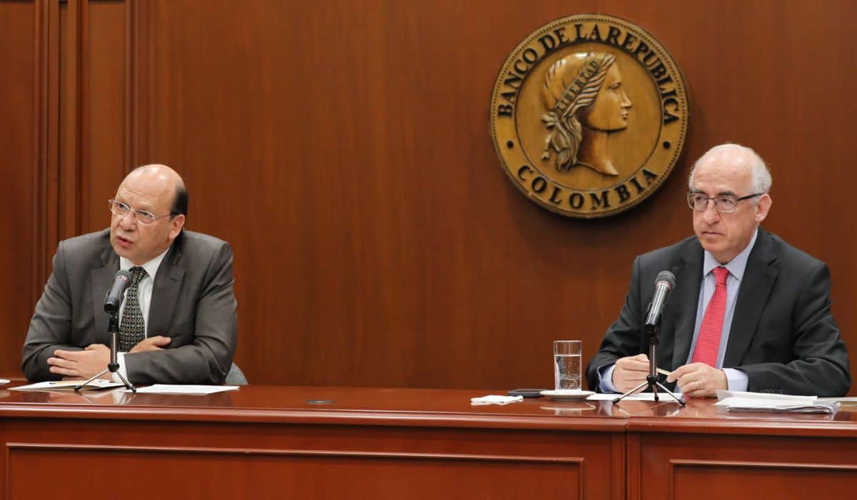 Minutas del BanRep confirman «consenso» con el Gobierno; 4 codirectores ...