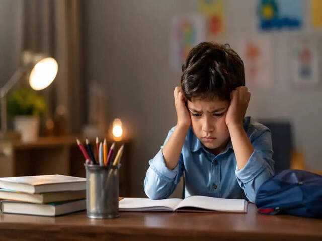 Effective parenting strategies to encourage kids' study habits