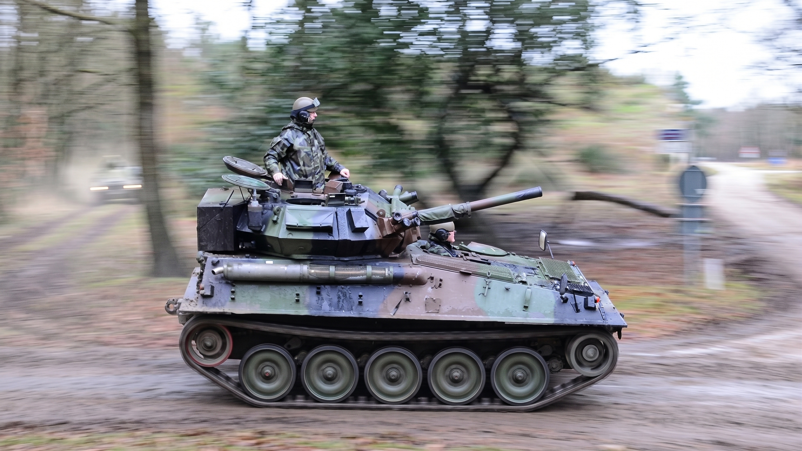 Panzer aus dem Zweiten Weltkrieg hatten das Triebrad vorne… moderne ...
