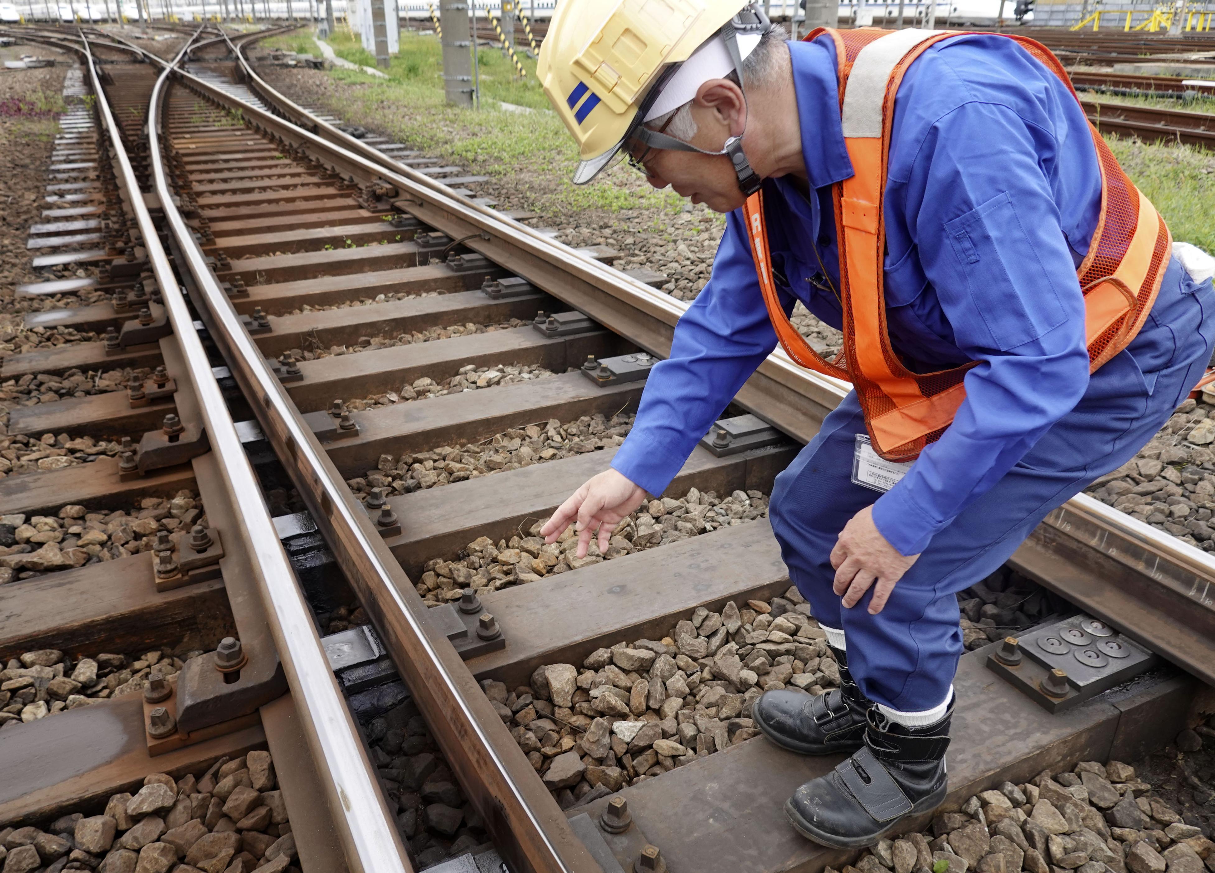レール形状、初改良で寿命延長 JR東海、新幹線ポイントに使用