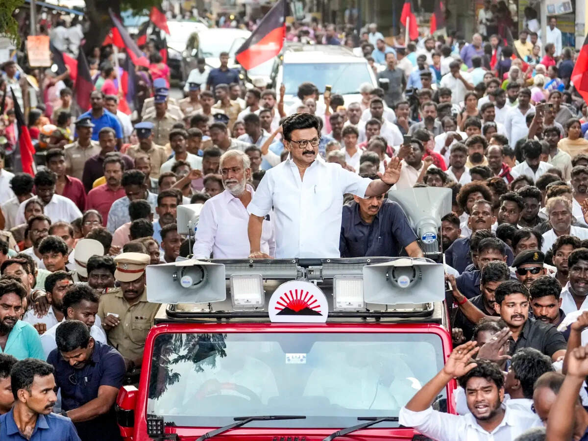 DMK-AIADMK tie-up to form govt in Tamil Nadu? Here's what political ...