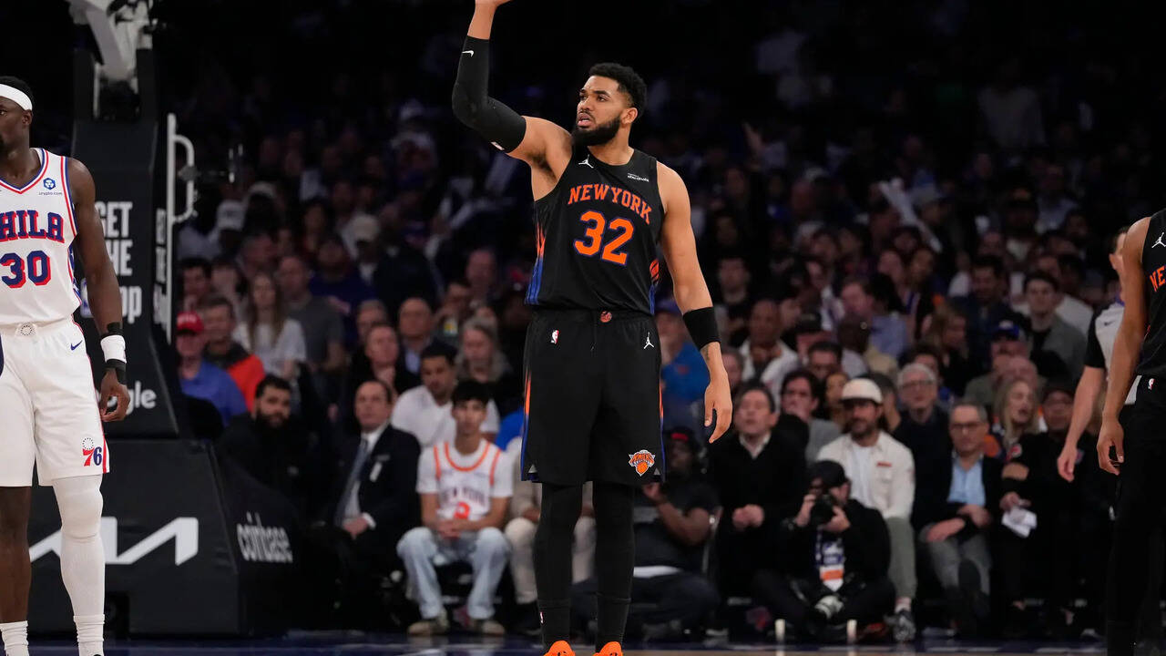 Karl-Anthony Towns retrieves stuck basketball during Eastern Conference  semifinals