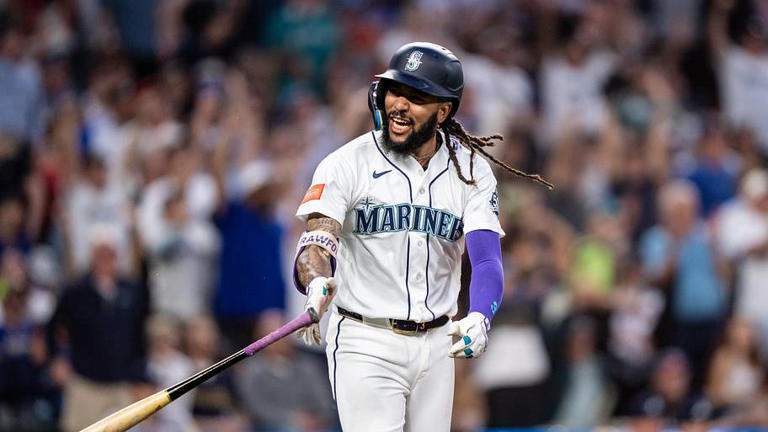 Mariners’ JP Crawford conversation is more complicated than either side ...