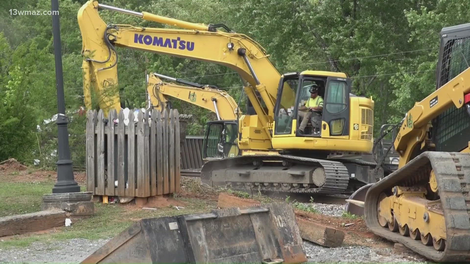 Cleanup ongoing after Monroe County train derailment, semi-truck crash ...