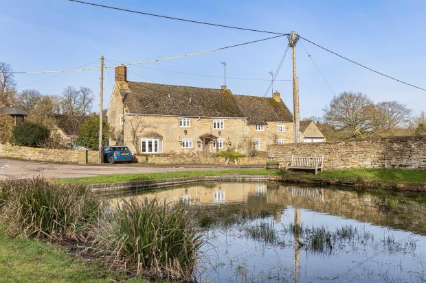 'Granny's cottage' near Bicester on sale for £700,000