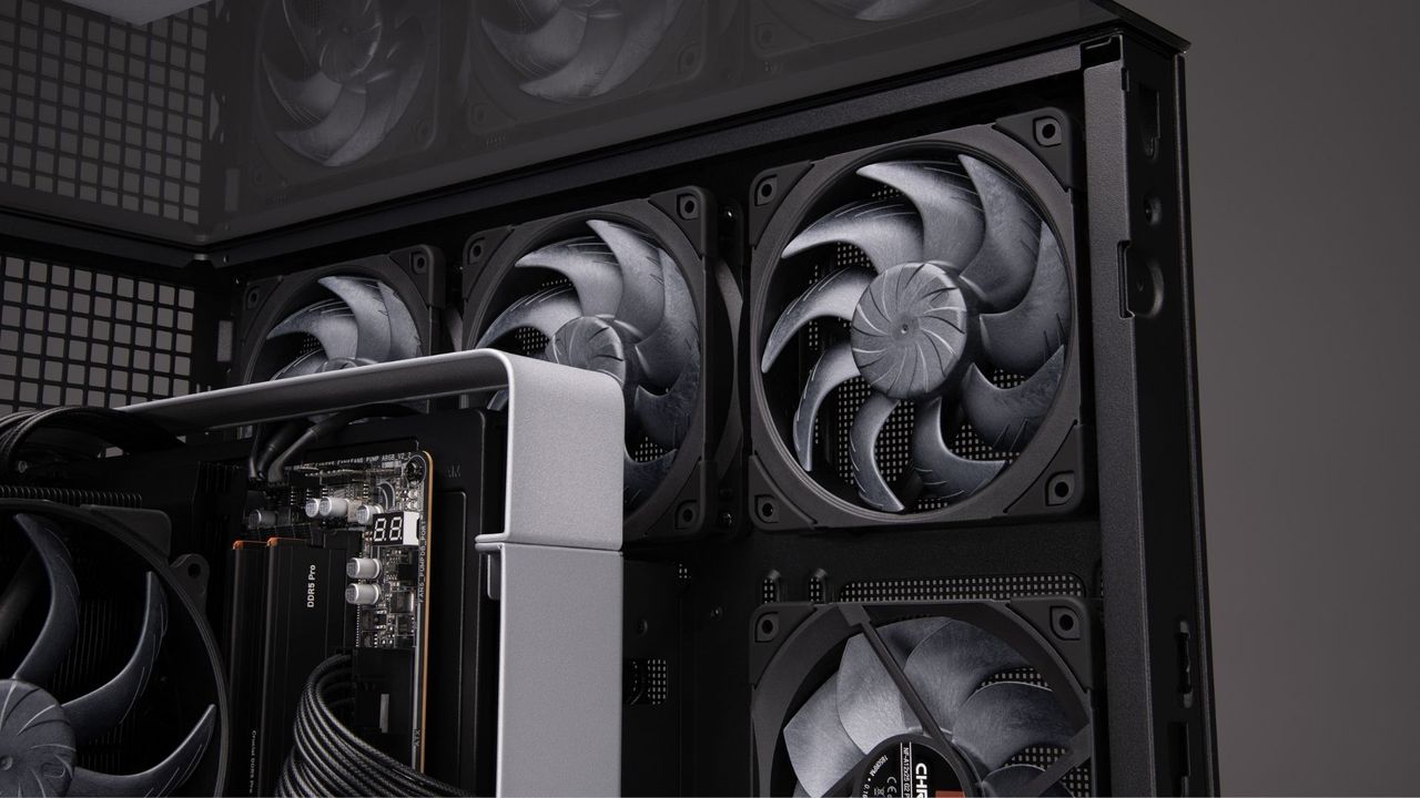 Noctua's best PC case fan now comes in black, though I prefer the ...