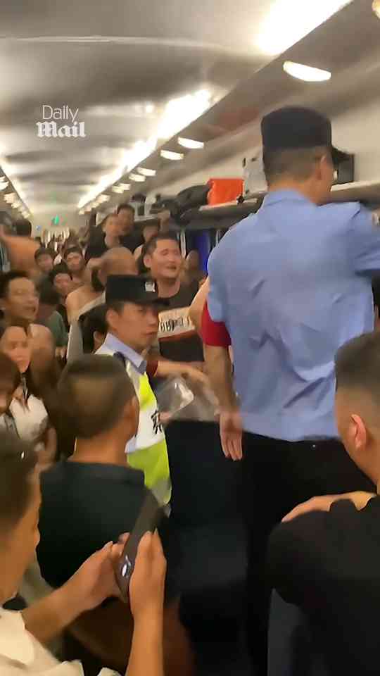 Passenger breaks train window after hours trapped in extreme heat